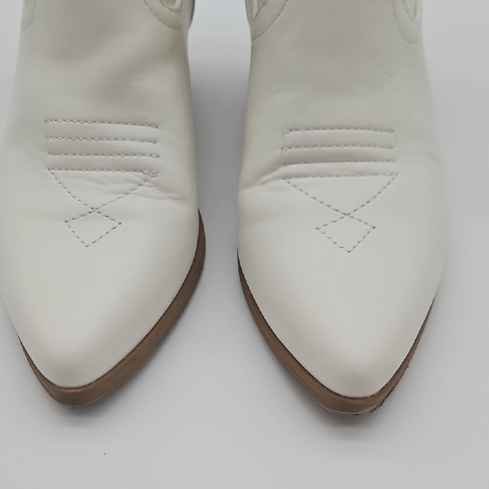 Soda White Pointed Toe Western Ankle Boots - Picture 3 of 12